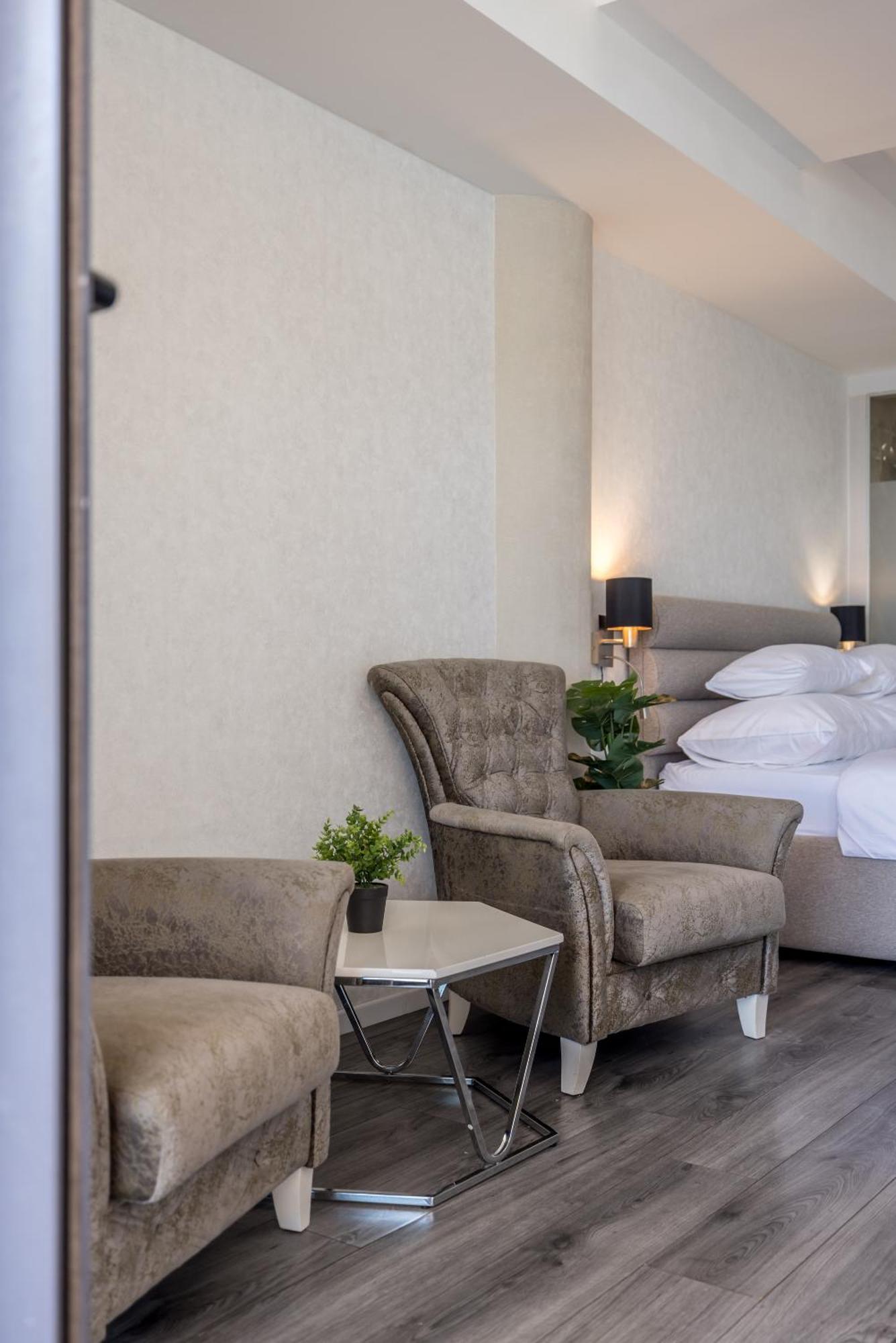 Sea View Luxury Rooms Seven Of Nine Split Exterior photo