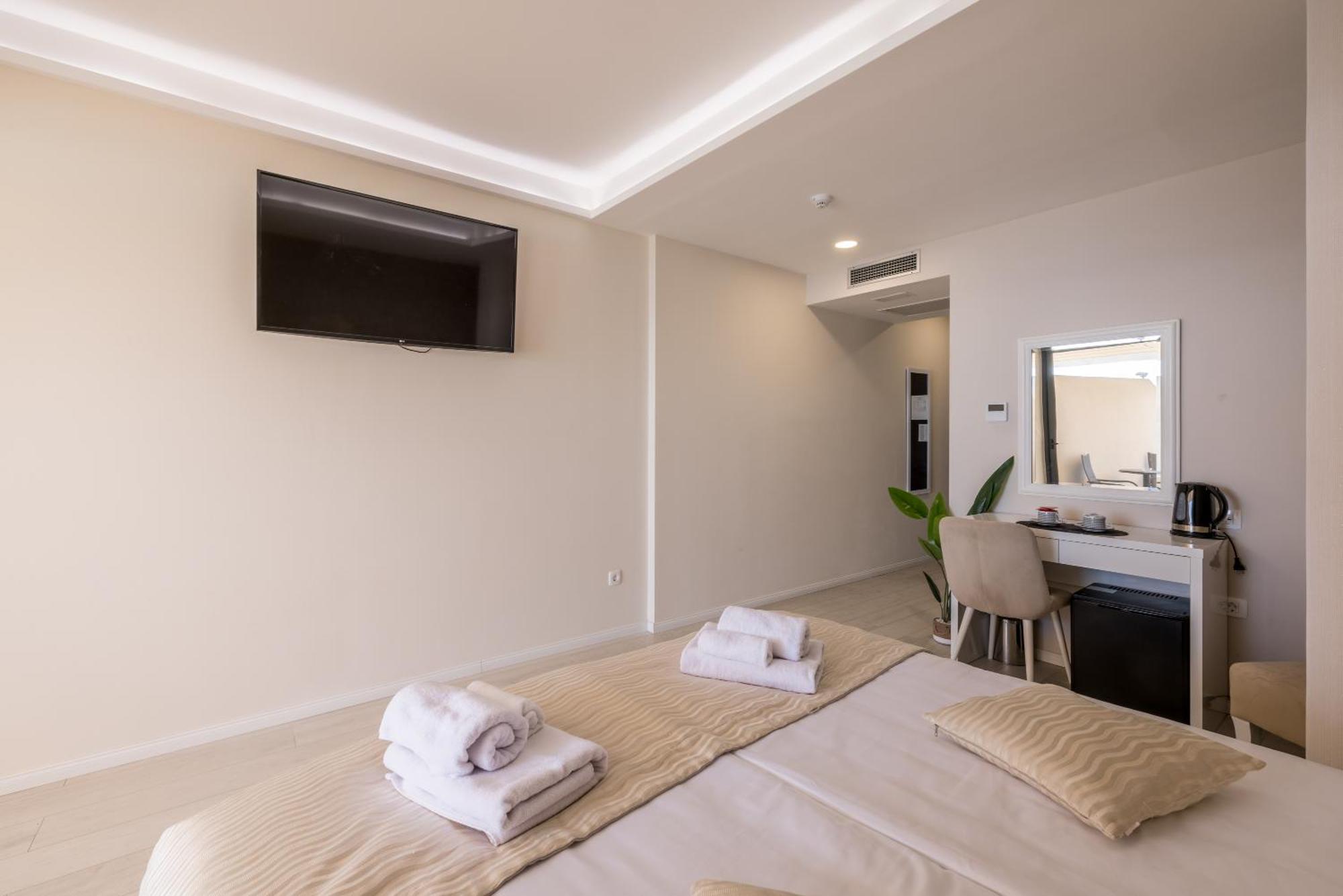 Sea View Luxury Rooms Seven Of Nine Split Exterior photo