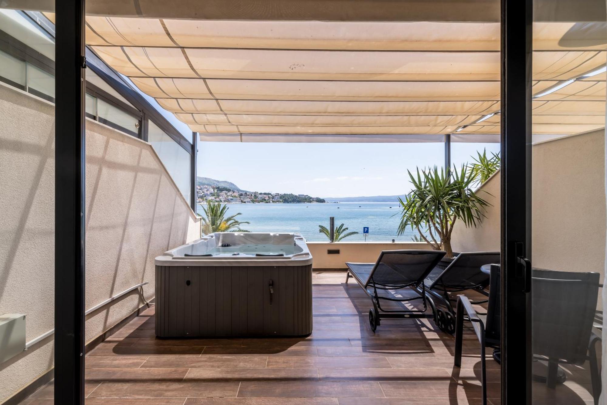 Sea View Luxury Rooms Seven Of Nine Split Exterior photo