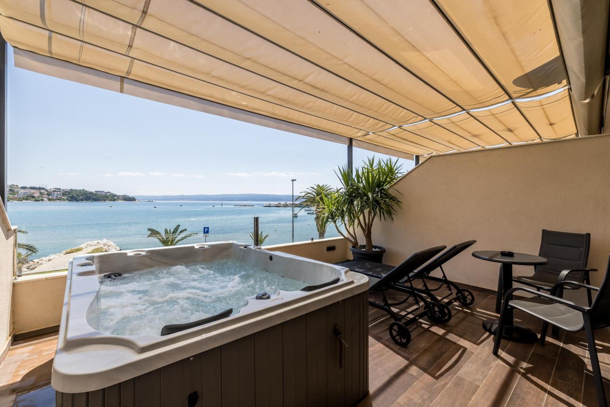 Sea View Luxury Rooms Seven Of Nine Split Exterior photo